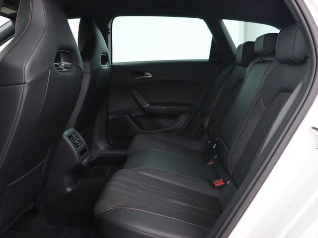 Cupra Leon 1.4 eHybrid | Stoelverwarming | Carplay | Camera | Navigatie | Sfeerverlichting | Stuurverwarming | Keyless | Adaptive cruise | Sportstoelen | Climate control | Park Assist | PHEV | Plug In