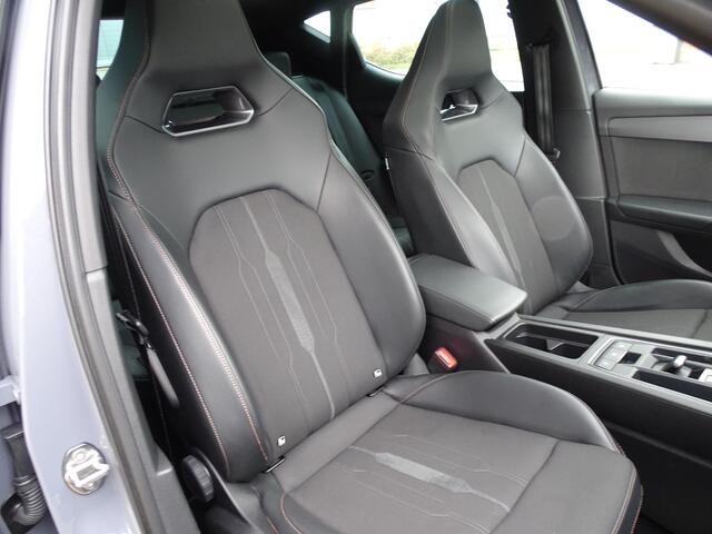 Cupra Leon 1.4 e-Hybrid VZ 245 PANORAMADAK | NAVIGATIE | VERWARMDE VOORSTOELEN | PARKEERSENSOREN | ADAPTIEVE STUURBEKRACHTIGING | SFEER VERLICHTING | DAB | KEYLESS GO/ENTRY | ACHTERUIT RIJ CAMERA | LED PAKKET |