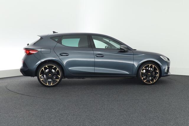Cupra Leon 1.4 245pk e-Hybrid VZ Business Camera Stoelverwarming Keyless Virtual Cockpit Navigatie
