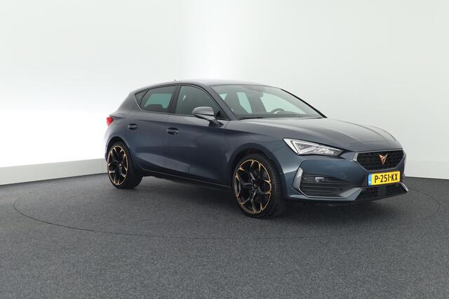 Cupra Leon 1.4 245pk e-Hybrid VZ Business Camera Stoelverwarming Keyless Virtual Cockpit Navigatie