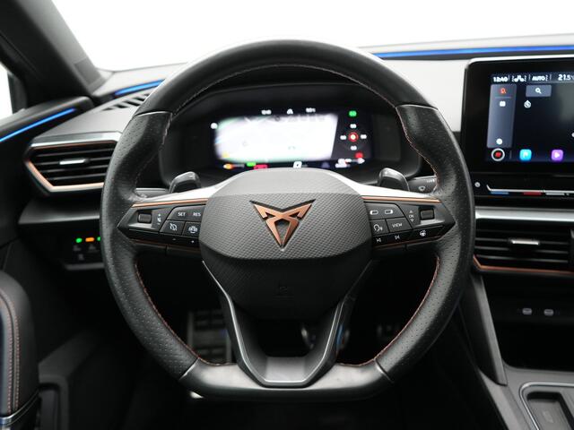 Cupra Leon 1.4 e-Hybrid VZ Plug In Hybrid 245pk Dealer O.H PHEV | Keyless | Cruise Control | Lederen Sportstoelen Verwarmd | Navigatie | Virtual | Front & Lane Assist | Sportstuur Verwarmd | Sfeerverlichting | DAB | 19"L.M |