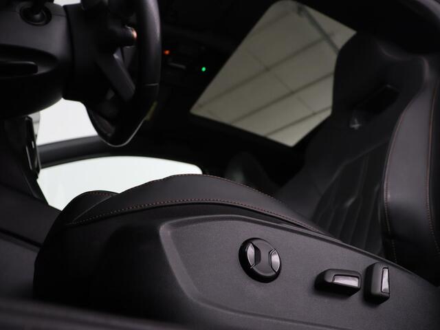 Cupra Leon 1.4 eHybrid VZ | 245pk | Panoramadak | Leder | Stoelverwarming | Adaptive cruise | Camera | Carplay | Navigatie | Sfeerverlichting | Memory | Sportstoelen | Full LED | PHEV | Plug In