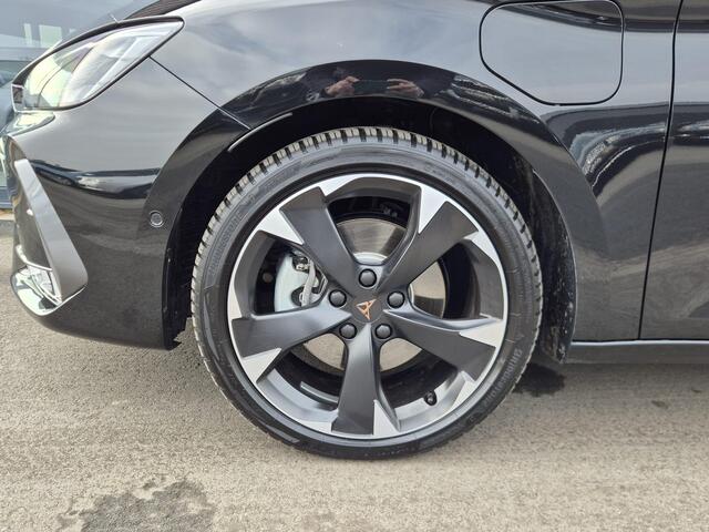 Cupra Leon 1.5 TSI e-Hybrid Business 204pk | BTW | Camera | Stuur-stoelverw. | Carplay | Memory