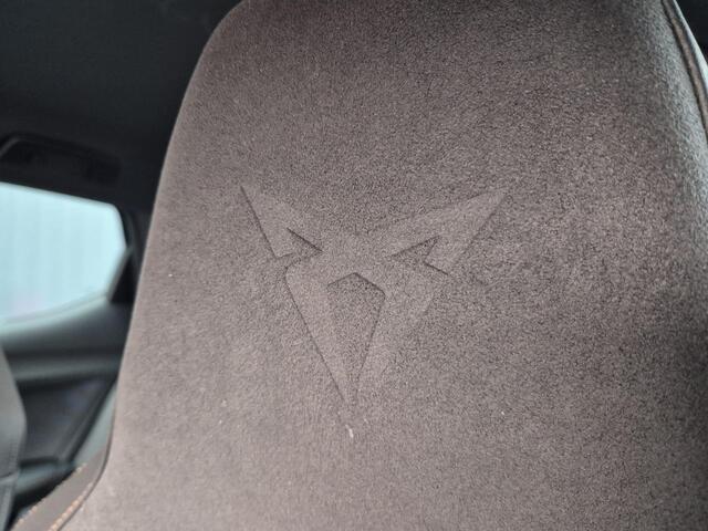 Cupra Leon 1.5 TSI e-Hybrid Business 204pk | BTW | Camera | Stuur-stoelverw. | Carplay | Memory