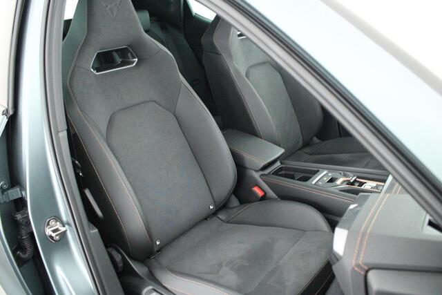 Cupra Leon 1.5 TSI 272pk e-Hybrid VZ Extreme Sennheiser Camera Keyless Virtual Cockpit Memory Navigatie