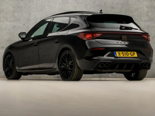 Cupra Leon 2.0 TSI VZ Sport 301Pk Automaat (SCHUIFDAK, BLACK PACK, APPLE CARPLAY, STUUR/STOELVERWARMING, KUIPSTOELEN, MEMORY SEATS, CAMERA, BEATS AUDIO, ADAPTIVE CRUISE, KEYLESS, SFEERVERLICHTING, NIEUWSTAAT)