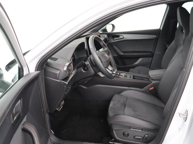 Cupra Leon 1.5 e-Hybrid Business | Stoelverwarming | Adaptive cruise | Camera | Carplay | Memory | Half leder | Navigatie | Keyless | Sportstoelen | Full LED | Sfeerverlichting | PHEV | Plug In