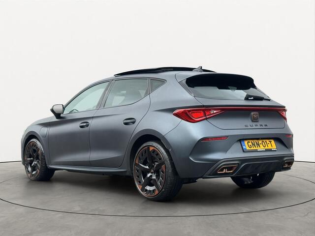 Cupra Leon 1.4 e-Hybrid 245PK VZ Copper Edition Pano Memory