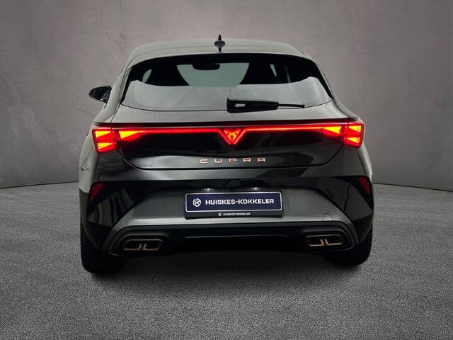 Cupra Leon Business 1.5 TSI eHybrid 204pk DSG Automaat Adaptive cruise control, Achteruitrijcamera, LED koplampen, Navigatie, Stuurwiel verwarmd, Parkeersensoren