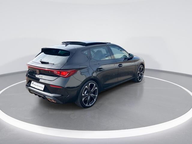 Cupra Leon 1.4e-Hybrid/245PK DSG VZ · Panoramadak · Elektrische stoelverstelling · Leer · Navigatie · Camera + parkeersensoren · Elektrische stoelverstelling ·