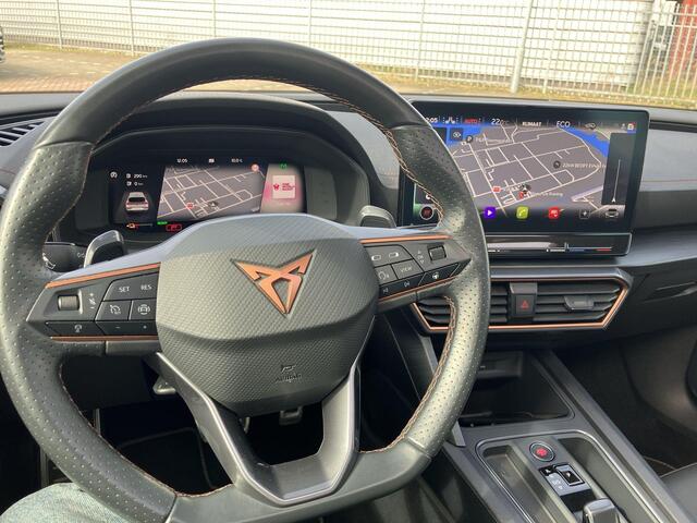 Cupra Leon 1.4e-Hybrid/245PK DSG VZ · Panoramadak · Elektrische stoelverstelling · Leer · Navigatie · Camera + parkeersensoren · Elektrische stoelverstelling ·