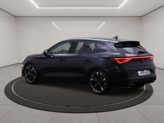 Cupra Leon 1.4 e-Hybrid 245 PK VZ Adrenaline PHEV, Groot-Navigatie, Stoleverwarming, Camera, Adap. Cruise Control