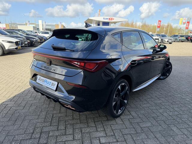 Cupra Leon 1.4 e-Hybrid Essential 18 Inch PDC Stoelverwarming Stuurwielverwarming LED Navigatie