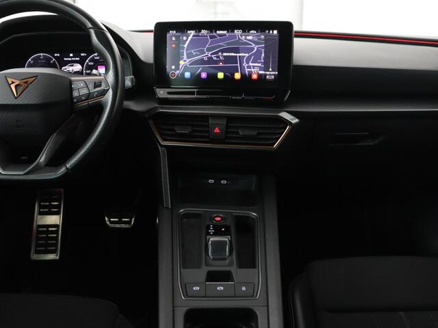 Cupra Leon 1.4 e-Hybrid VZ Business | 245pk | SOH 92% | Trekhaak | Carplay | Adaptive cruise | Sportstoelen | Navigatie | Stuurverwarming | Parkeerhulp | Full LED | Sfeerverlichting | Keyless | PHEV | Plug In