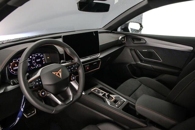 Cupra Leon VZ Performance 1.5 TSI eHybrid 272pk DSG Automaat Adaptive cruise control, Sennheiser audio, Achteruitrijcamera, Stuurwiel verwarmd