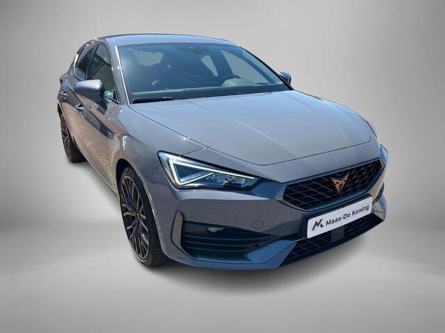 Cupra Leon 1.4e-Hybrid 180kW/245PK VZ · Navigatie · Leder/Stof · Stoel- & stuurverwarming