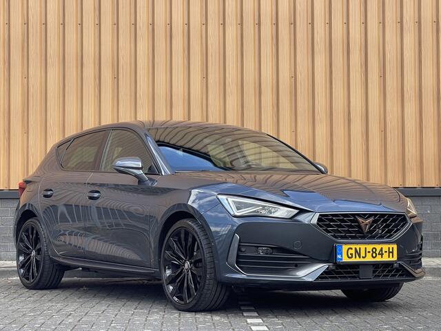 Cupra Leon 1.4 e-Hybrid VZ Adrenaline | Apple Carplay | Android Auto | Stoelverwarming | Stuurwielverwarming | DAB | Camera | Lane Assist | Adaptieve Cruise Control | LED | Sfeerverlichting |