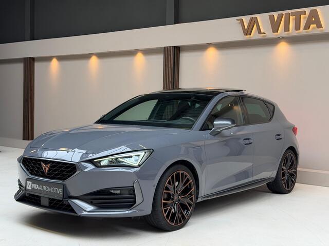 Cupra Leon 1.4 e-Hybrid VZ Performance Nardo Grey|Pano|12 MND Garantie|Camera|Sfeerverlichting|Stuurverwarming