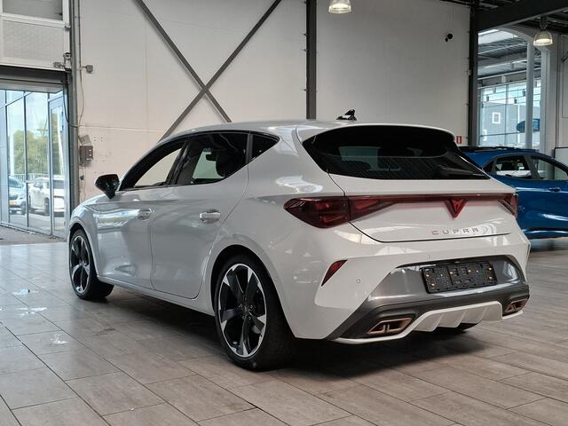 Cupra Leon 1.5 TSI e-Hybrid 204pk Business | Stoel- en stuurwiel verwarming | Adapt. Cruise | FACELIFT | 1/2 leer | Fabrieksgarantie t/m 05-2029 |