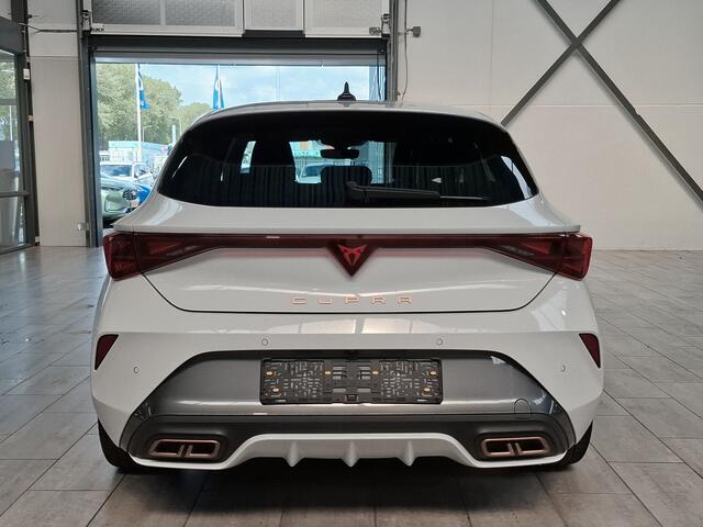 Cupra Leon 1.5 TSI e-Hybrid 204pk Business | Stoel- en stuurwiel verwarming | Adapt. Cruise | FACELIFT | 1/2 leer | Fabrieksgarantie t/m 05-2029 |