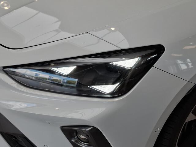 Cupra Leon 1.5 TSI e-Hybrid 204pk Business | Stoel- en stuurwiel verwarming | Adapt. Cruise | FACELIFT | 1/2 leer | Fabrieksgarantie t/m 05-2029 |