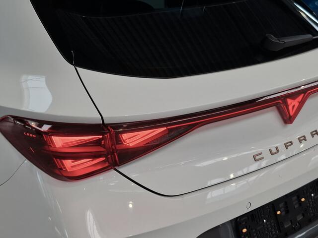Cupra Leon 1.5 TSI e-Hybrid 204pk Business | Stoel- en stuurwiel verwarming | Adapt. Cruise | FACELIFT | 1/2 leer | Fabrieksgarantie t/m 05-2029 |