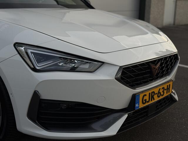 Cupra Leon Sport 1.4 e-Hybrid VZ Adrenaline Camera Sfeerv Carplay Nav Keyless Autom/Grootlicht
