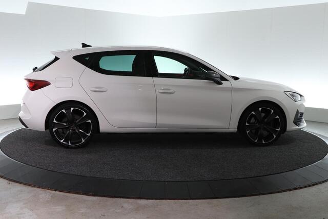 Cupra Leon 1.4 e-Hybrid VZ Business | SPORTSTOELEN | CLIMA | DIGITAL COCKPIT |