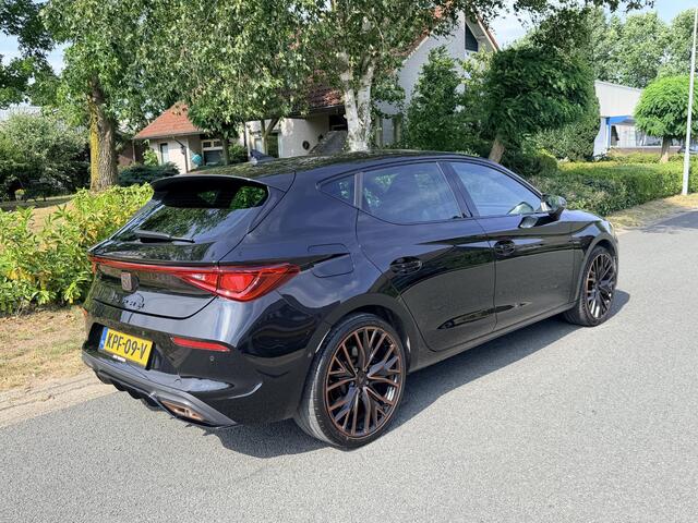 Cupra Leon 1.4 e-Hybrid VZ 245PK LEDoACCo1e Eig
