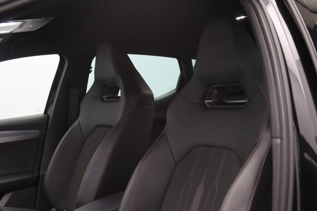 Cupra Leon 1.4 e-Hybrid VZ 245 PK Performance PHEV, 19" LM Velgen, Winterpakket, Camera, Adap. Cruise Control, DCC