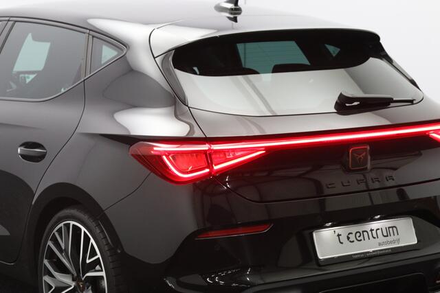 Cupra Leon 1.4 e-Hybrid VZ 245 PK Performance PHEV, 19" LM Velgen, Winterpakket, Camera, Adap. Cruise Control, DCC