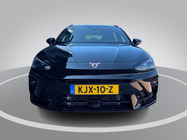 Cupra Leon 1.5 TSI e-Hybrid VZ Performance 272PK Intelligent Drive l Panoramadak l Sennheizer Audiol HERWAARDERING ¤ 4.000,-