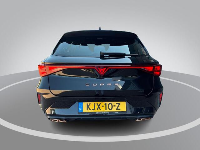 Cupra Leon 1.5 TSI e-Hybrid VZ Performance 272PK Intelligent Drive l Panoramadak l Sennheizer Audiol HERWAARDERING ¤ 4.000,-