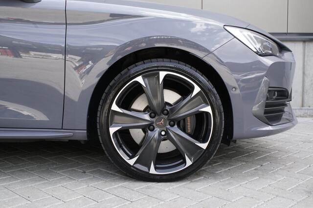 Cupra Leon 1.4 e-Hyb Copper Ed | Stuur verwaming | Adap. cruise | Apple CarPlay | Stoelverwarming |