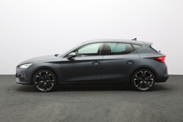 Cupra Leon 1.4 e-Hybrid VZ 245 PK Performance, Matte Grijs, Winterpakket, DCC, Adap. Cruise Control