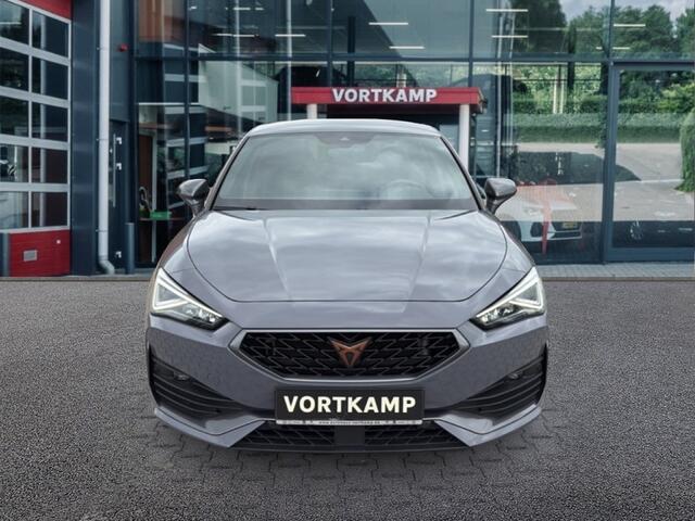 Cupra Leon 1.4 TSI E-HYBRID VZ CAMERA/ACC/STOEL+STUURVERW/CARPLAY/NAVI