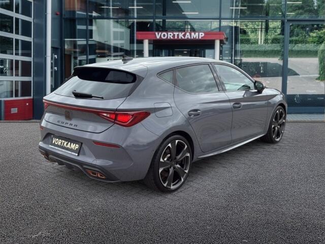 Cupra Leon 1.4 TSI E-HYBRID VZ CAMERA/ACC/STOEL+STUURVERW/CARPLAY/NAVI
