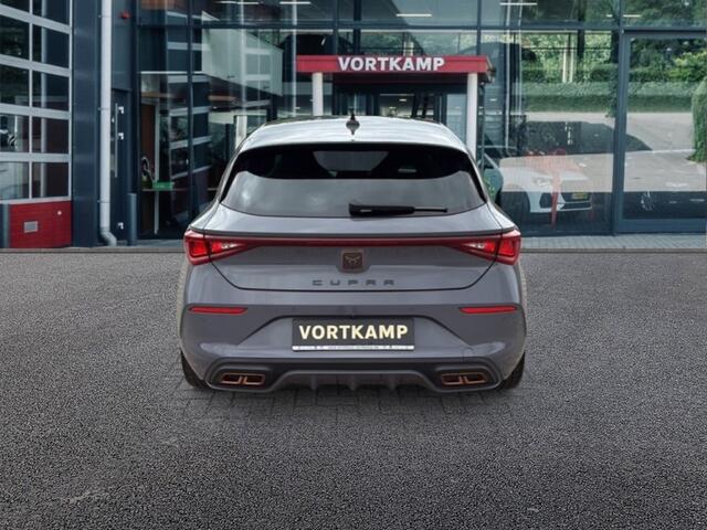 Cupra Leon 1.4 TSI E-HYBRID VZ CAMERA/ACC/STOEL+STUURVERW/CARPLAY/NAVI