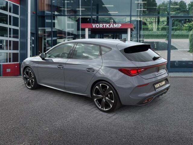 Cupra Leon 1.4 TSI E-HYBRID VZ CAMERA/ACC/STOEL+STUURVERW/CARPLAY/NAVI