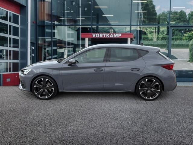 Cupra Leon 1.4 TSI E-HYBRID VZ CAMERA/ACC/STOEL+STUURVERW/CARPLAY/NAVI