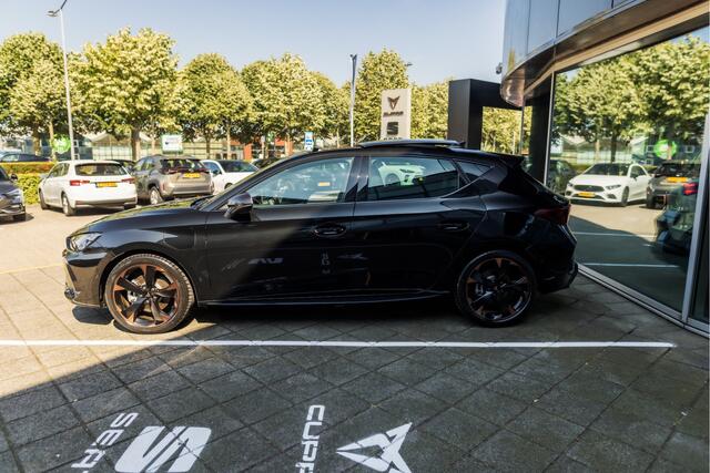 Cupra Leon 1.5 TSI e-Hybrid Business Panorama Dak - Elektrisch Verstelbare Bestuurdersstoel - Sennheiser Audio