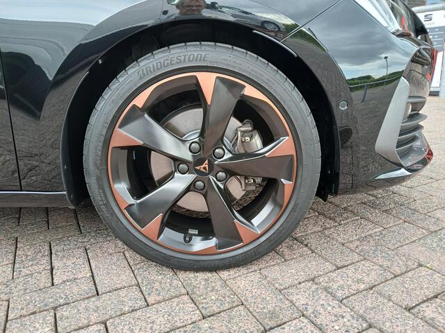 Cupra Leon 1.5 eTSI Business Edition Plus + Beats audio + 19 inch!