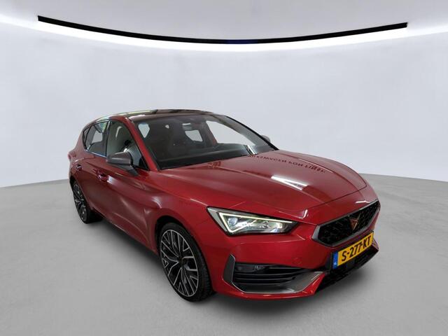 Cupra Leon 1.4 e-Hybrid VZ Performance DSG Automaat Panoramadak / Camera / Stoelverwarming / clima / Parkeersensoren / LED trans