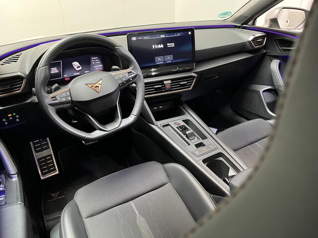 Cupra Leon 1.4 e-Hybrid Performance / AUTOMAAT/ PANO/ PARK.SENSOR.V+A/ CAMERA/ FULL LINK/ CRUISE/ STUUR+STOELVERWARM./ KEYLESS/ DIGITAL DASH/ RIJ-MODI/ NAVI/ DAB/ CLIMA/ LED/ 18'' LMV