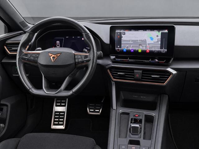 Cupra Leon 1.4TSIeHybrid 180kW/245PK PHEV VZ · Leder/Stof · Apple/Android Car Play · Stoel- & stuurverwarming ·
