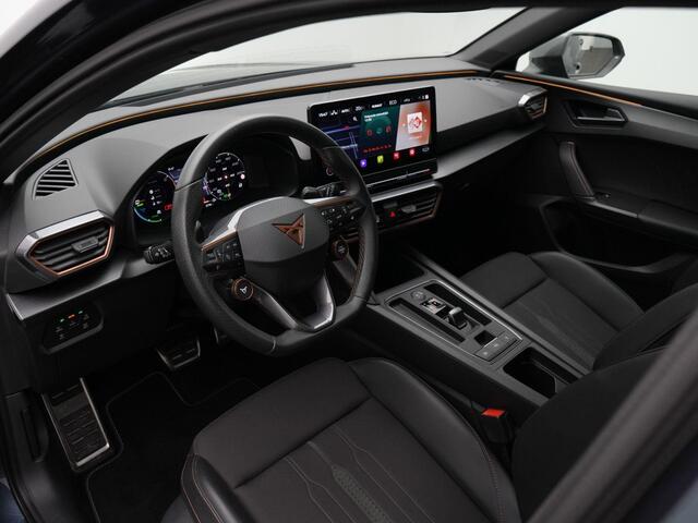 Cupra Leon Sportstourer 1.4 245 pk DSG e-Hybrid VZ Performance | Supersport stuur | Adaptief sportonderstel | Stuur-/stoelverwarming | Achteruitrijcamera