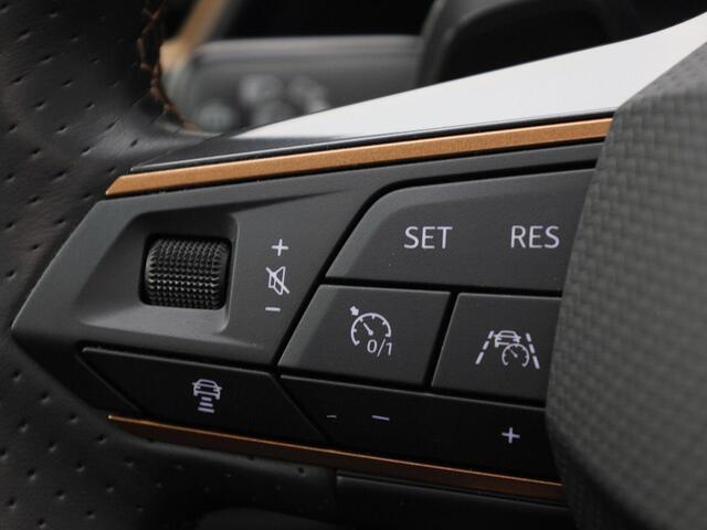 Cupra Leon Sportstourer 1.4 e-Hybrid 245pk DSG VZ Performance ·Panoramadak · Navigatie · Camera + Parkeersensoren · Apple Car Play ·