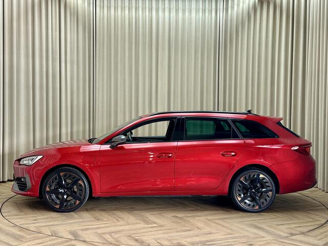 Cupra Leon Sportstourer 1.4 e-Hybrid VZ *Leder* Stoel/Stuurverwarming / Memory Seat / Keyless / Digital Cockpit / Adaptive Cruise / 19"LMV