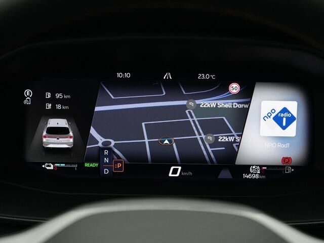 Cupra Leon Sportstourer 1.4 e-Hybrid 245pk DSG VZ Performance | Panoramadak | Adaptieve onderstelregeling (DCC) | Sportstoelen | Standkachel | Park Assist