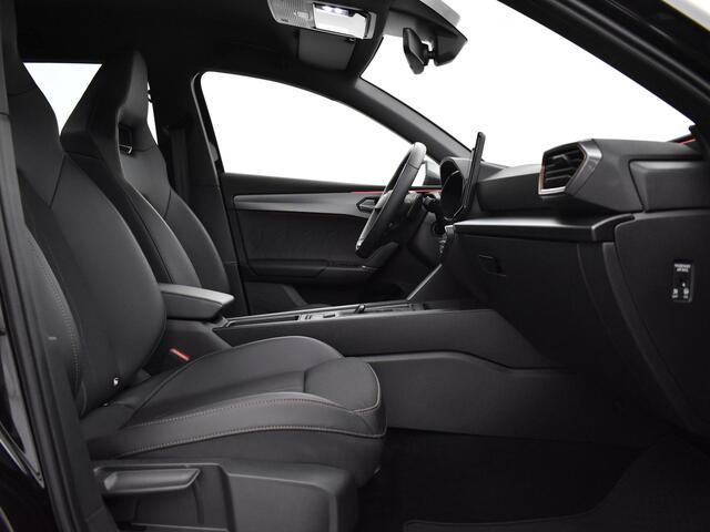 Cupra Leon Sportstourer 1.4 245pk DSG e-Hybrid VZ Performance · Apple/Android Car Play · Camera · Keyless · Elek. Trekhaak · Elek. Achterklep · Dodehoek Detectie · Garantie t/m 26-06-2027 of 90.000km